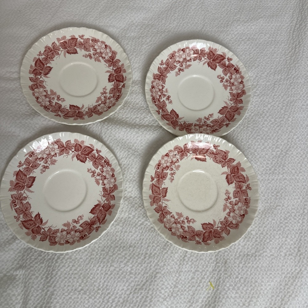 Wedgewood‎ Bramble Pink Replacement Saucer (4)